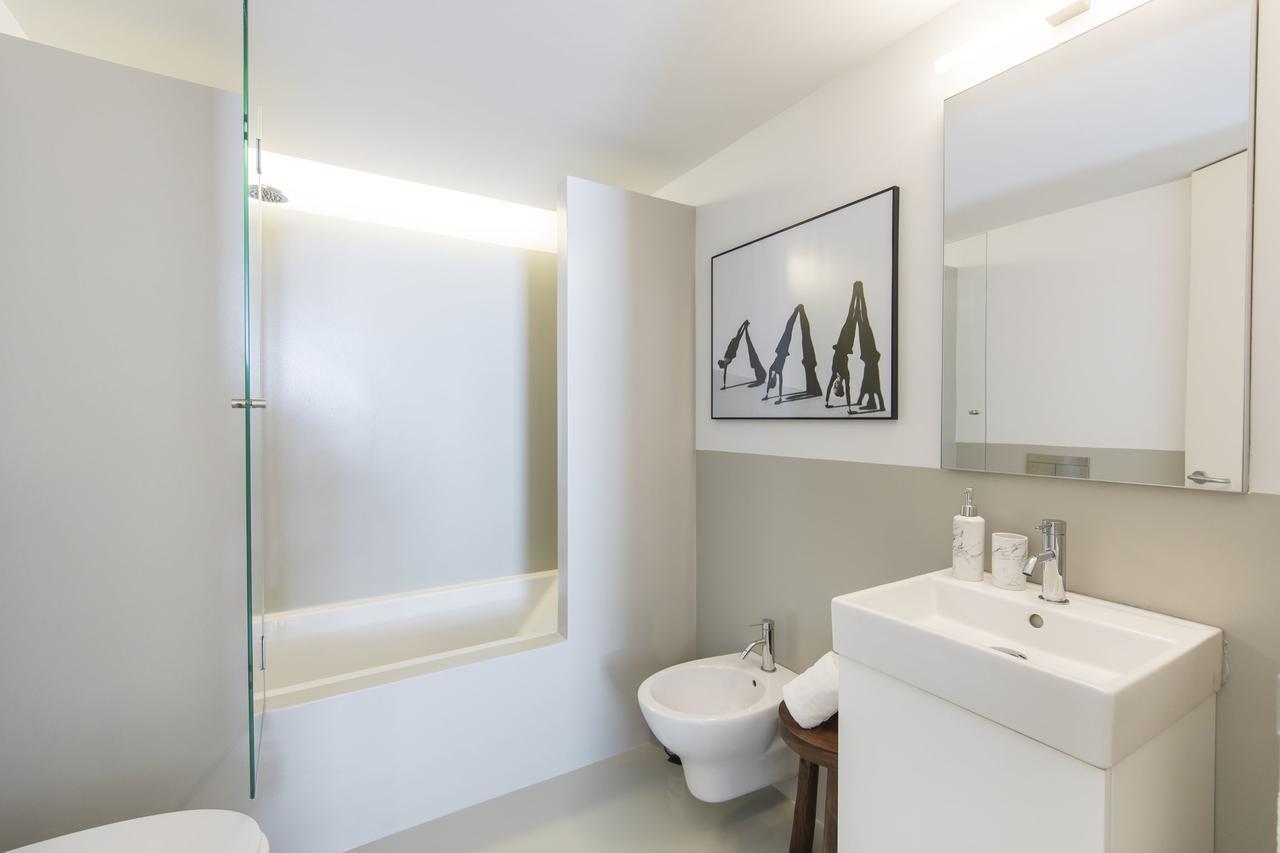 Lovelystay - Penthouse On The Tagus In Alfama Lisbon Exterior photo