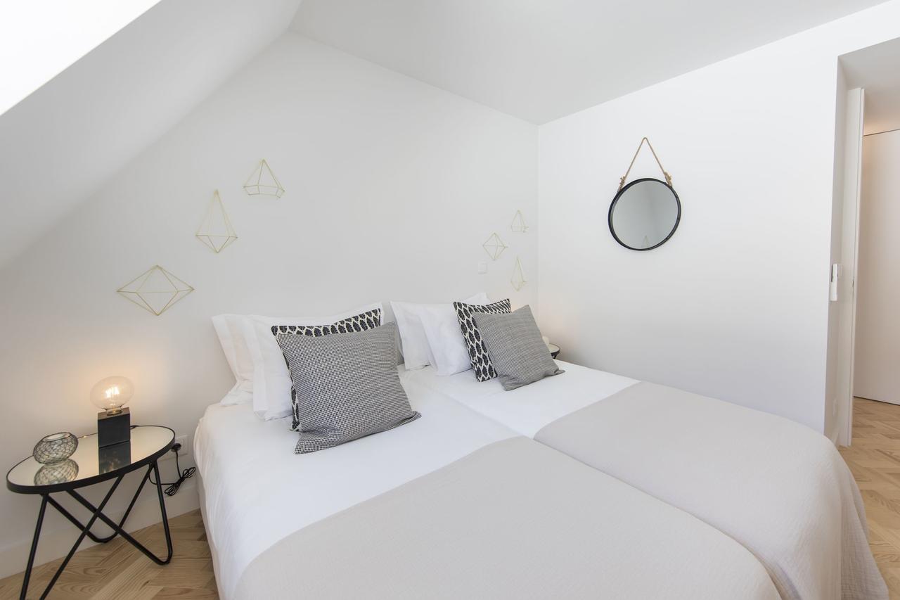 Lovelystay - Penthouse On The Tagus In Alfama Lisbon Exterior photo